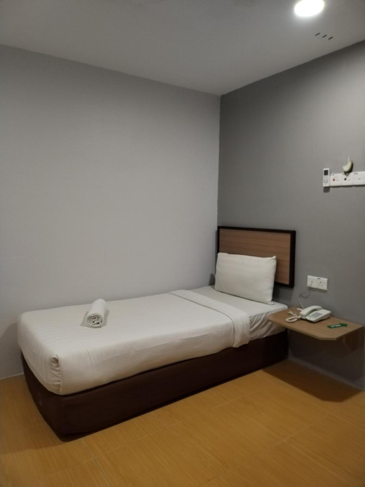 Maple Boutique Hotel 코타바하루 외부 사진